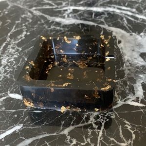 Black and gold ash tray small